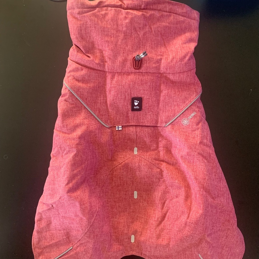 Hurtta Expedition Insulated Dog Parka, size 14 inch